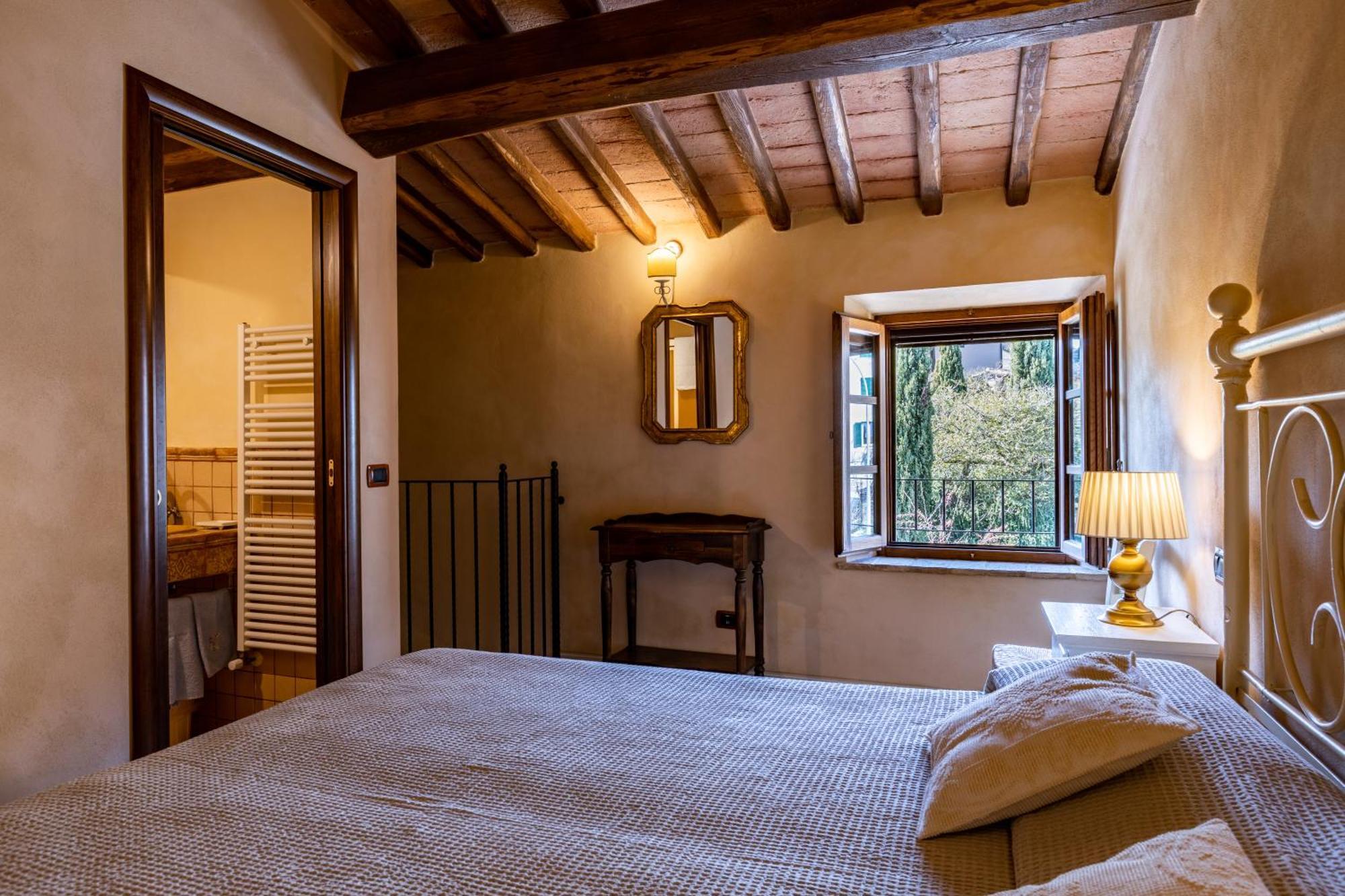 La Terrazza Villa Chianni Exterior photo